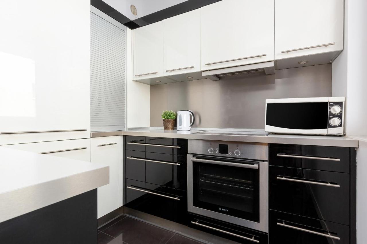 Residence on Wspólna Str. Apartment Warsaw by Renters Exterior foto